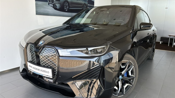 BMW iX xDrive40