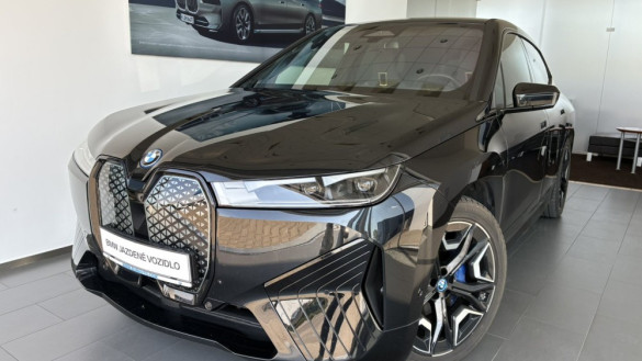 BMW iX xDrive40